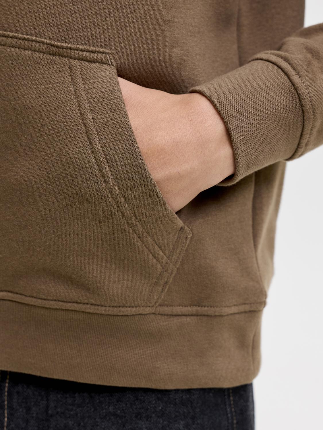 model_shot-detail